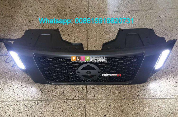 Nissan NP300 Navara Grills Car Front Bumper Grille With LED Light
